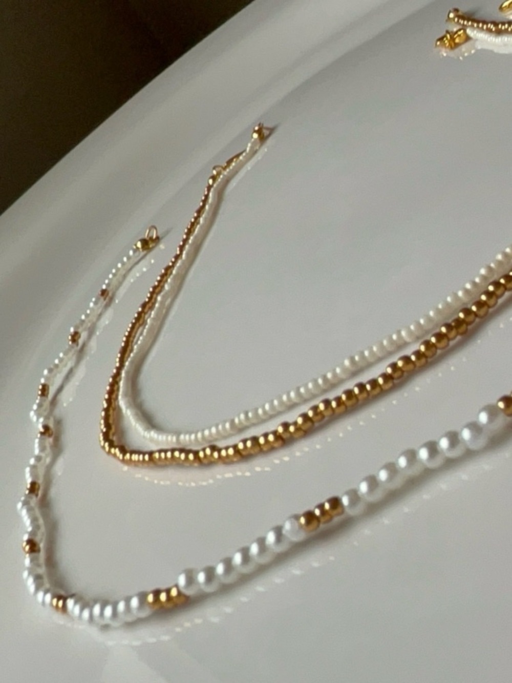 Gold and White Layered Beaded Necklace - Women Jewelry - Picture 7 of 8